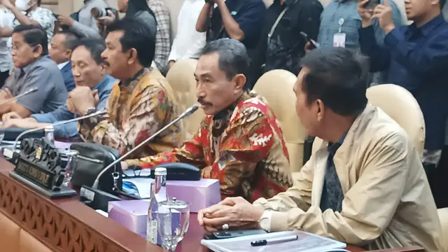 Komisi V Minta Kemendes PDT Pertahankan Kinerja