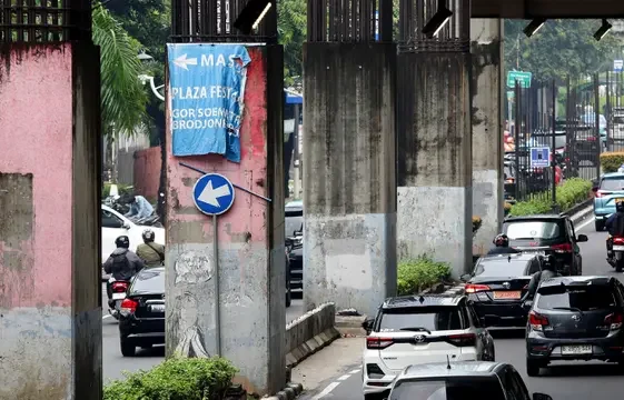 Tiang Monorel Mangkrak di Rasuna Said dan Senayan